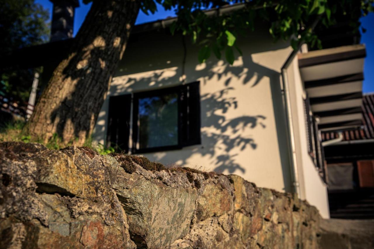 Kuca Za Odmor, Ferienhaus, Holiday Home Rugas Orahovica المظهر الخارجي الصورة